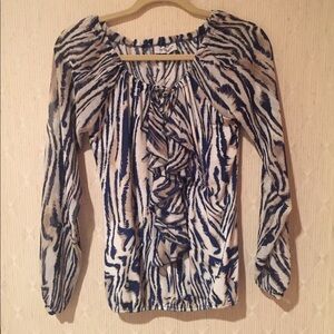 Beautiful ruffle blouse with tie Sz S